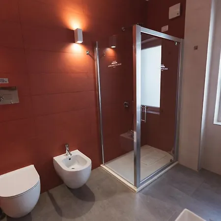 A Due Passi Dal Mare Bed & Breakfast 4*