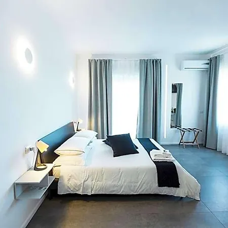 A Due Passi Dal Mare Bed & Breakfast Gela